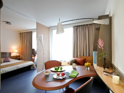 bedroom 1 - hotel adagio bordeaux gambetta - bordeaux, france