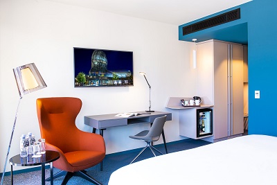 standard bedroom 1 - hotel radisson blu bordeaux - bordeaux, france