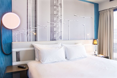 standard bedroom 2 - hotel radisson blu bordeaux - bordeaux, france