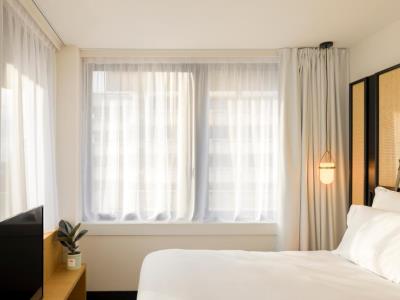 bedroom 5 - hotel firstname bordeaux - bordeaux, france