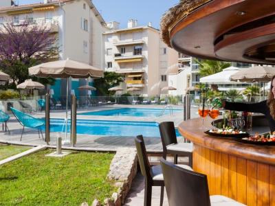 outdoor pool 1 - hotel neho suites cannes croisette - cannes, france