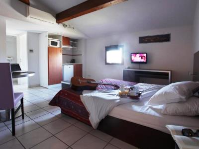 bedroom - hotel adonis residence la barbacane - carcassonne, france