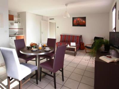 bedroom 1 - hotel adonis residence la barbacane - carcassonne, france