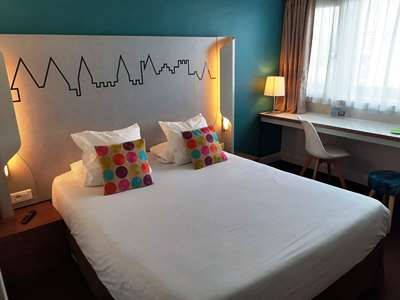 bedroom - hotel kyriad carcassonne - aeroport - carcassonne, france