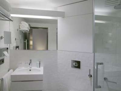 bathroom - hotel excelsior chamonix hotel and spa - chamonix, france