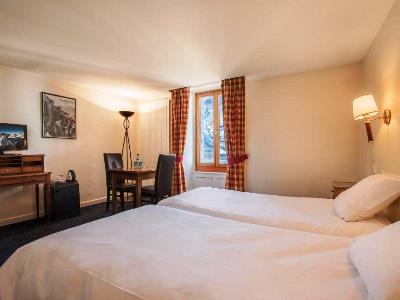bedroom 1 - hotel croix blanche - chamonix, france