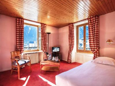 bedroom 2 - hotel croix blanche - chamonix, france