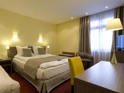 bedroom - hotel grand hotel bristol colmar - colmar, france