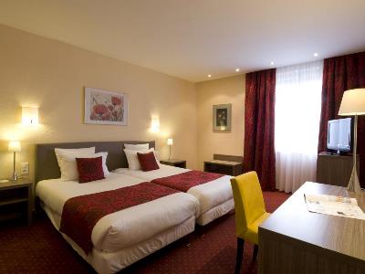 bedroom 2 - hotel grand hotel bristol colmar - colmar, france