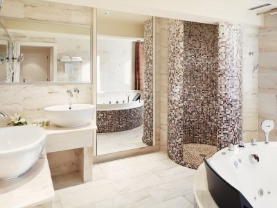 bathroom - hotel l'europe - colmar, france