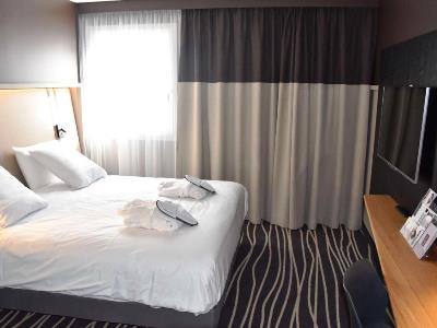 bedroom - hotel mercure colmar unterlinden - colmar, france