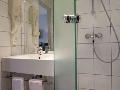 bathroom - hotel turenne - colmar, france