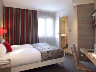 bedroom 2 - hotel turenne - colmar, france