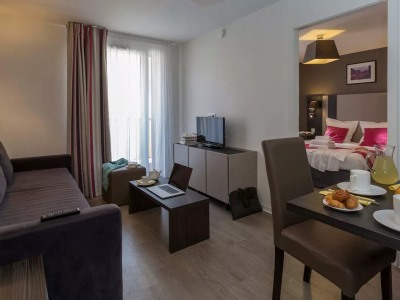 bedroom 3 - hotel appart'hotel odalys la rose d'argent - colmar, france