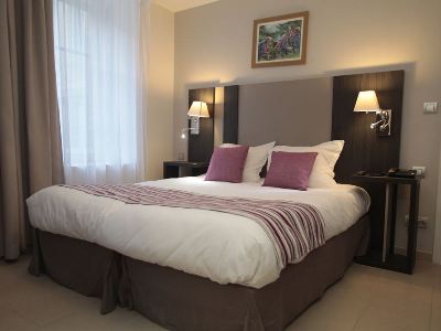bedroom - hotel appart'hotel odalys les cordeliers - dijon, france