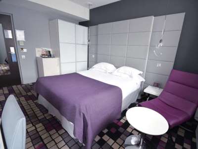 bedroom 4 - hotel kyriad prestige dijon centre - dijon, france