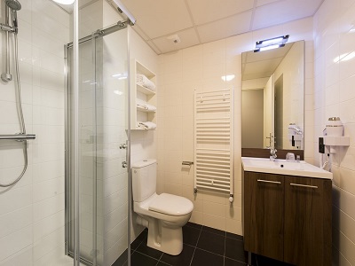 bathroom - hotel adonis dijon maison internationale - dijon, france