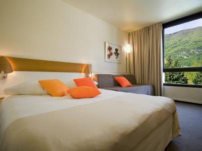 bedroom - hotel novotel grenoble nord voreppe - grenoble, france