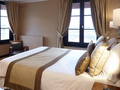bedroom 2 - hotel best western le cheval blanc - honfleur, france
