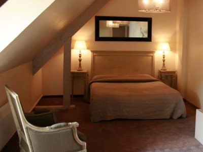 bedroom - hotel antares - honfleur, france