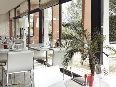 restaurant - hotel mercure hyeres centre - hyeres, france