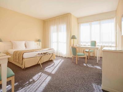 bedroom - hotel mercure limoges centre - limoges, france