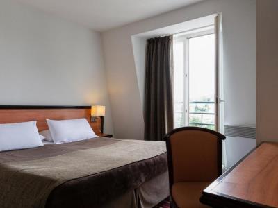 bedroom - hotel astoria vatican - lourdes, france