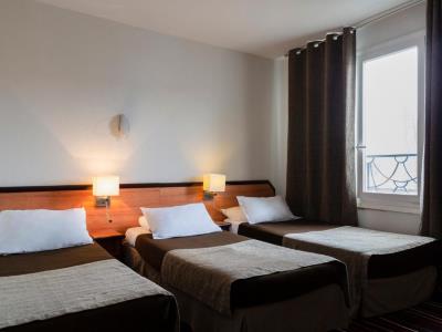 bedroom 2 - hotel astoria vatican - lourdes, france