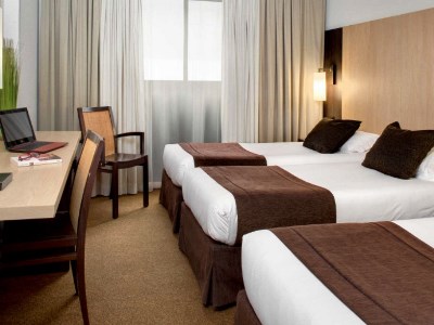 bedroom 2 - hotel eliseo - lourdes, france