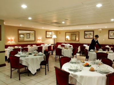 restaurant 1 - hotel la solitude - lourdes, france