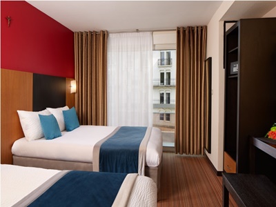 bedroom 10 - hotel roissy - lourdes, france