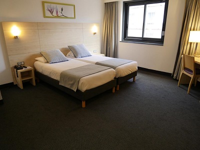 bedroom 2 - hotel padoue - lourdes, france