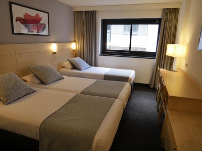 bedroom 4 - hotel padoue - lourdes, france