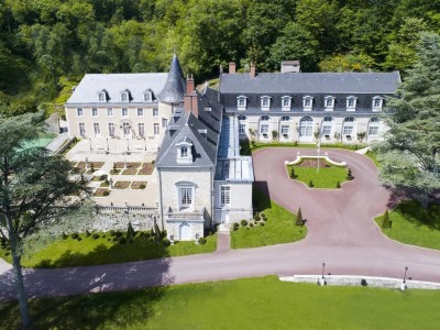 exterior view - hotel chateau de beauvois - luynes, france