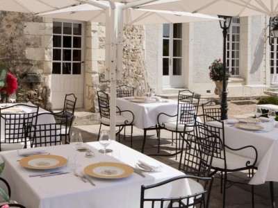 restaurant 1 - hotel chateau de beauvois - luynes, france
