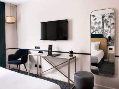 bedroom 2 - hotel best western hotel du pont wilson - lyon, france