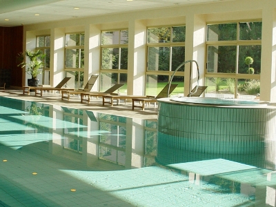 outdoor pool - hotel lyon metropole - lyon, france