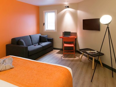 bedroom 2 - hotel ibis styles lyon confluence - lyon, france