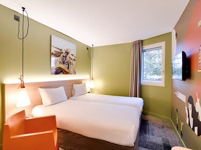 bedroom 4 - hotel ibis styles lyon confluence - lyon, france