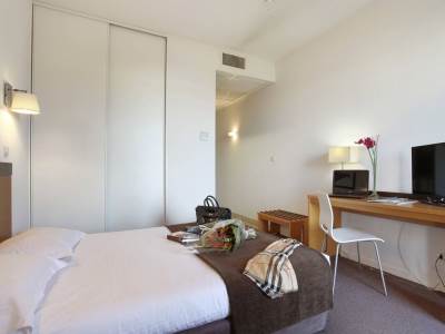 bedroom 2 - hotel appart'hotel odalys bioparc - lyon, france