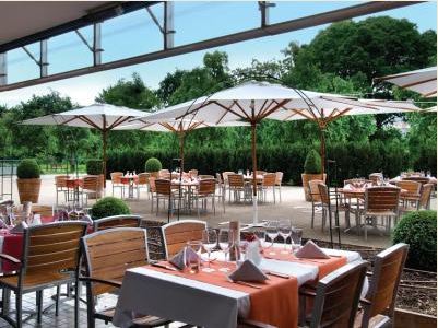 restaurant - hotel marriott lyon cite internationale - lyon, france
