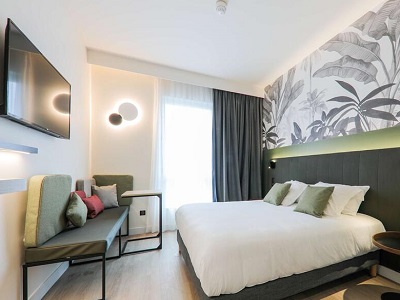 bedroom - hotel campanile smart lyon est bron aviation - lyon, france