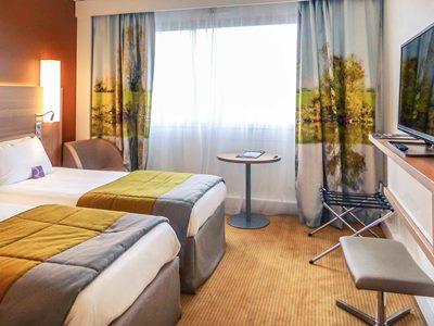 bedroom 1 - hotel mercure macon bord de saone - macon, france