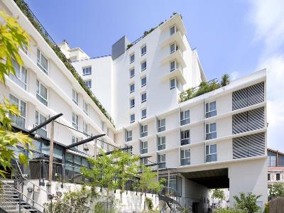exterior view - hotel holiday inn express st charles - marseille, france