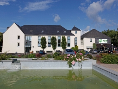 exterior view - hotel vert - mont st michel, france