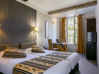 bedroom 2 - hotel best western le guilhem - montpellier, france