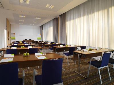 conference room - hotel courtyard by marriott - montpellier, france