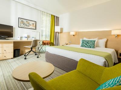 bedroom - hotel courtyard by marriott - montpellier, france