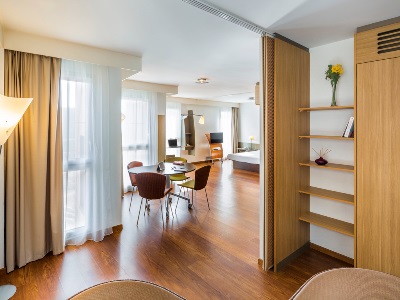 bedroom 3 - hotel aparthotel adagio nantes centre - nantes, france