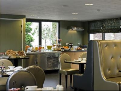 breakfast room - hotel best western plus de la regate - nantes, france